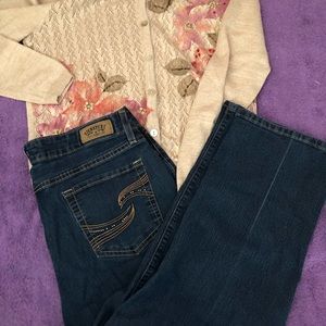 Levi capris in women’s size 14! Like new.